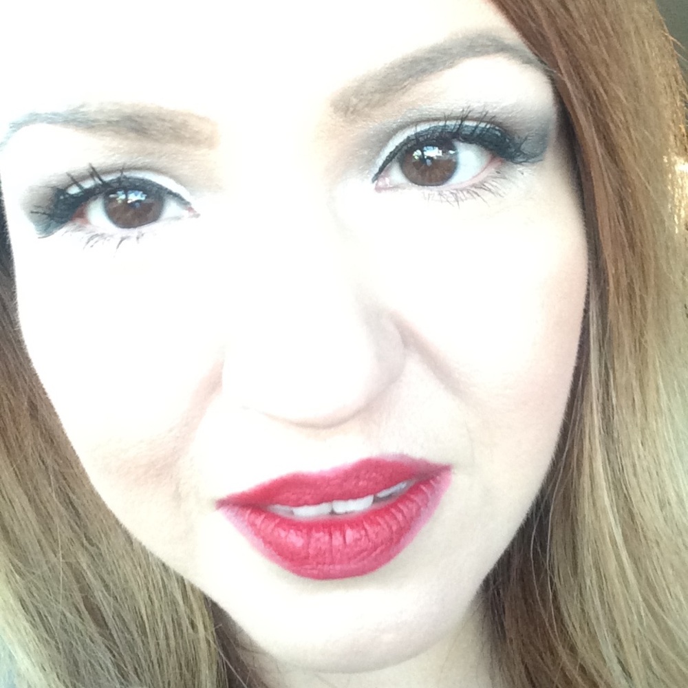 Meet your Posher, Renata